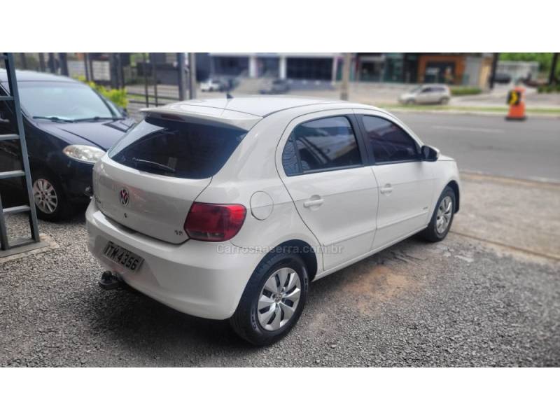 VOLKSWAGEN - GOL - 2012/2013 - Branca - R$ 35.900,00