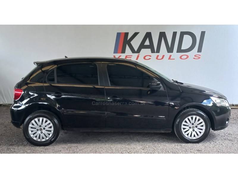 VOLKSWAGEN - GOL - 2012/2013 - Preta - R$ 29.000,00