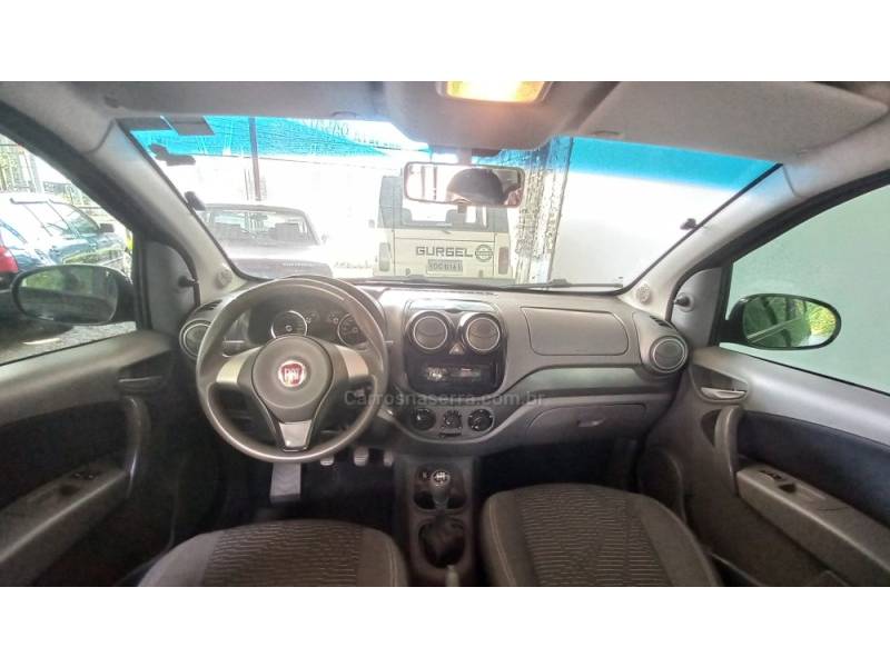 FIAT - PALIO - 2012/2012 - Preta - R$ 32.900,00