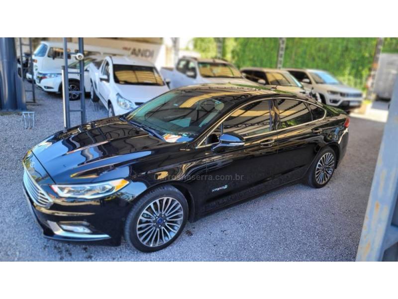 FORD - FUSION - 2018/2018 - Preta - R$ 95.900,00