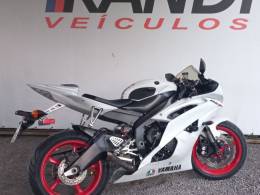 YAMAHA - YZF - 2010/2010 - Branca - R$ 44.900,00