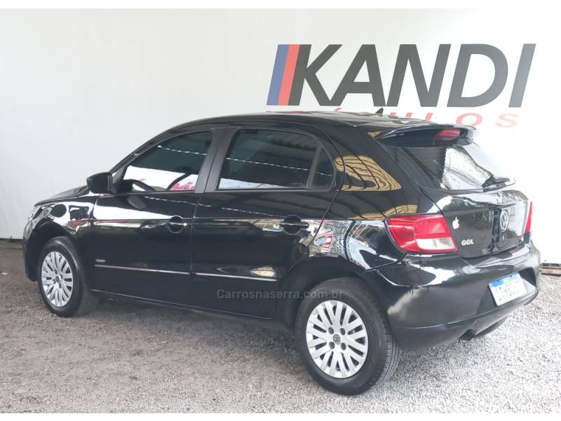 VOLKSWAGEN - GOL - 2012/2013 - Preta - R$ 29.000,00