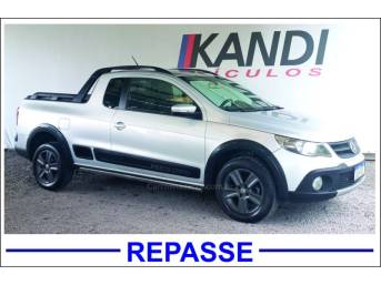VOLKSWAGEN - SAVEIRO - 2013/2013 - Prata - R$ 45.000,00