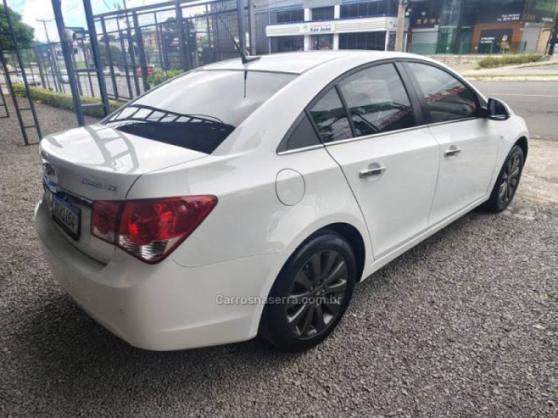 CHEVROLET - CRUZE - 2014/2014 - Branca - R$ 61.900,00
