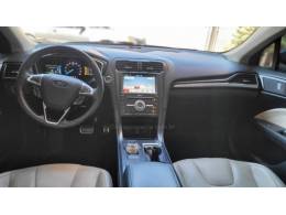 FORD - FUSION - 2018/2018 - Preta - R$ 95.900,00
