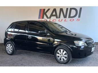 CHEVROLET - CORSA - 2010/2011 - Preta - R$ 31.400,00