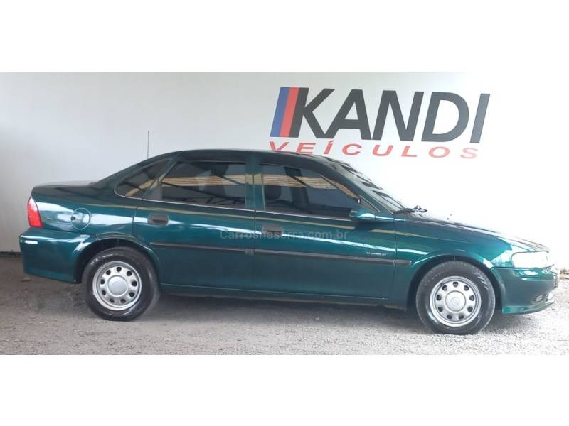 CHEVROLET - VECTRA - 1999/2000 - Verde - R$ 22.900,00