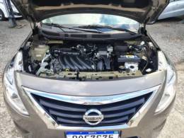 NISSAN - VERSA - 2018/2018 - Cinza - R$ 57.900,00