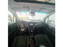 CHEVROLET - TRACKER - 2017/2017 - Branca - R$ 82.500,00