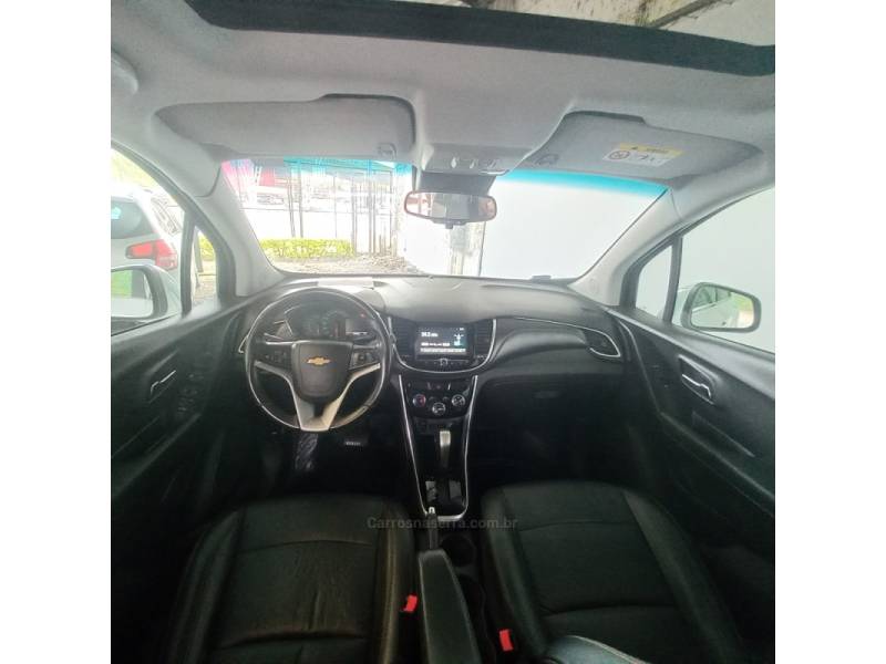 CHEVROLET - TRACKER - 2017/2017 - Branca - R$ 82.500,00