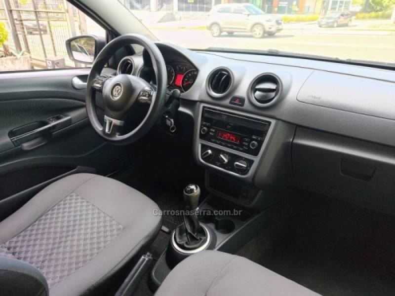 VOLKSWAGEN - SAVEIRO - 2015/2016 - Branca - R$ 49.500,00
