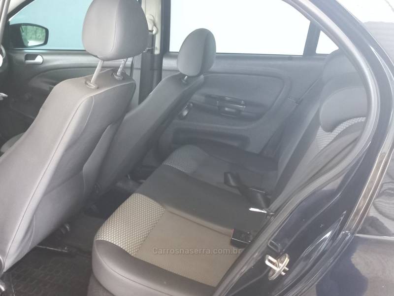 VOLKSWAGEN - GOL - 2012/2013 - Preta - R$ 29.000,00