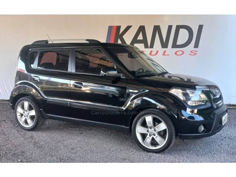KIA MOTORS - SOUL - 2010/2011 - Preta - R$ 44.900,00