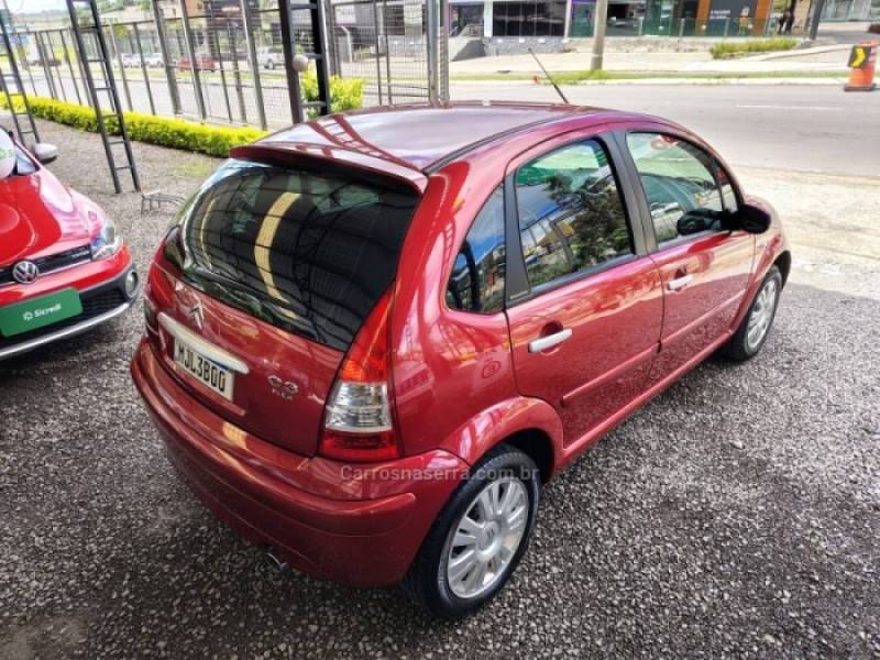 CITROËN - C3 - 2010/2011 - Vermelha - R$ 26.900,00