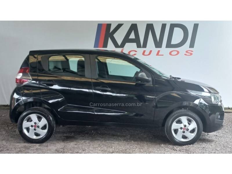 FIAT - MOBI - 2019/2020 - Preta - R$ 45.900,00