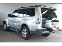 MITSUBISHI - PAJERO - 2007/2008 - Prata - R$ 85.000,00