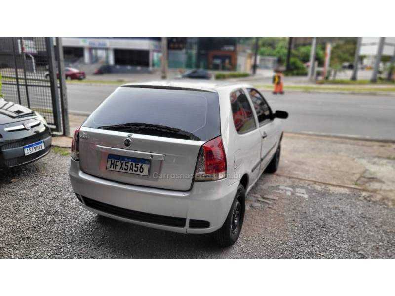 FIAT - PALIO - 2007/2007 - Prata - R$ 15.000,00