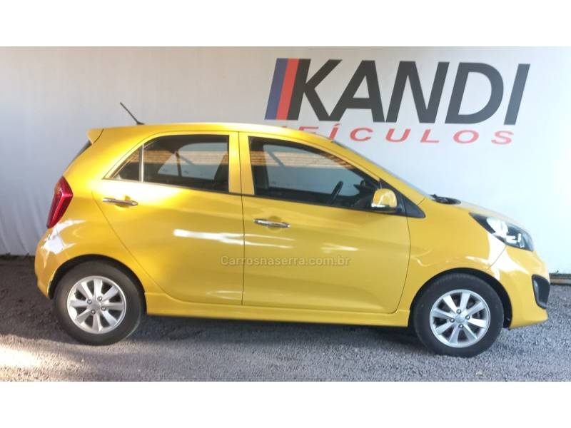 KIA MOTORS - PICANTO - 2012/2012 - Amarela - R$ 41.000,00