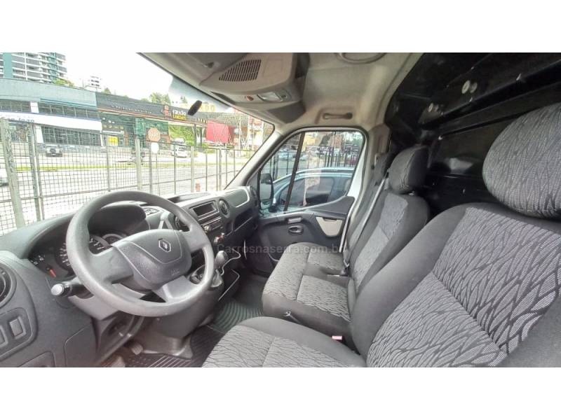 RENAULT - MASTER - 2019/2020 - Branca - R$ 165.000,00