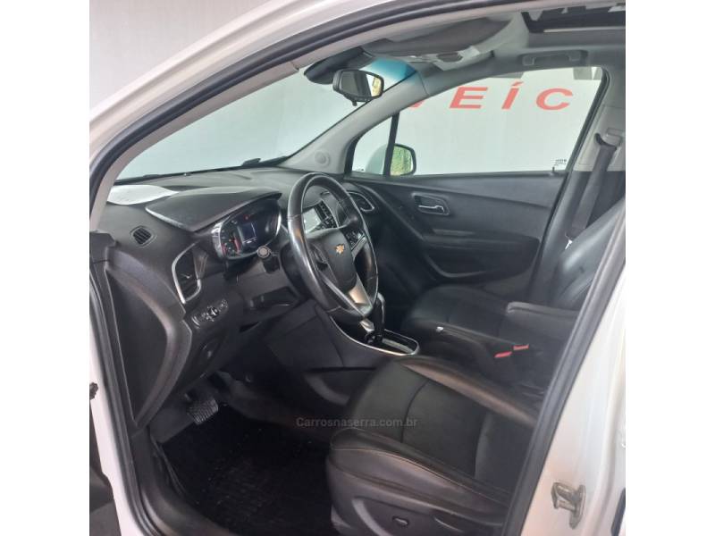 CHEVROLET - TRACKER - 2017/2017 - Branca - R$ 82.500,00