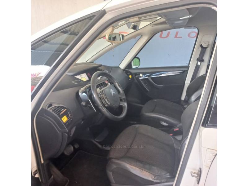 CITROËN - C4 GRAND PICASSO - 2012/2013 - Branca - R$ 39.500,00