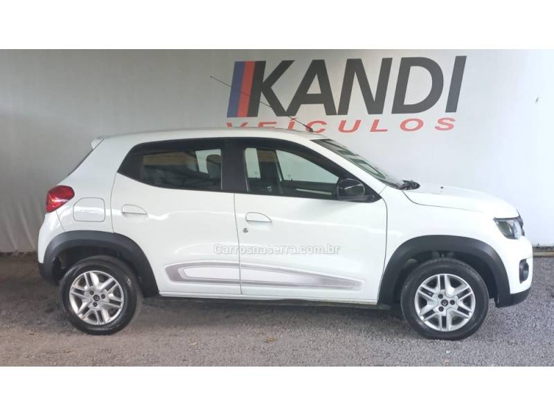 RENAULT - KWID - 2018/2018 - Branca - R$ 39.500,00