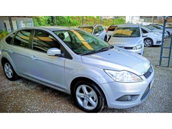 FORD - FOCUS - 2010/2011 - Prata - R$ 38.900,00