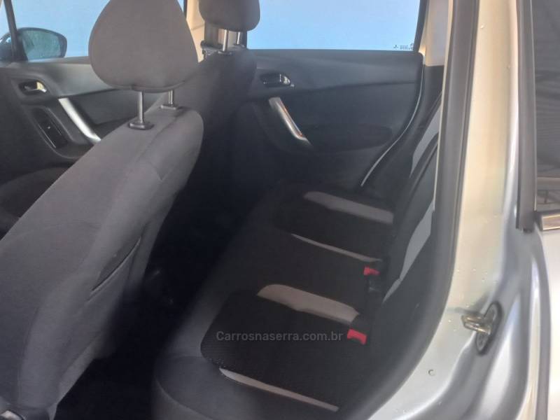CITROËN - C3 - 2012/2013 - Prata - R$ 38.400,00