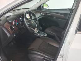 CHEVROLET - CRUZE - 2014/2015 - Branca - R$ 72.000,00