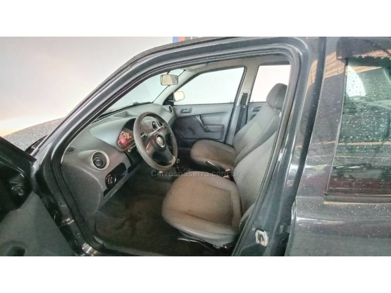 VOLKSWAGEN - GOL - 2008/2009 - Cinza - R$ 19.900,00