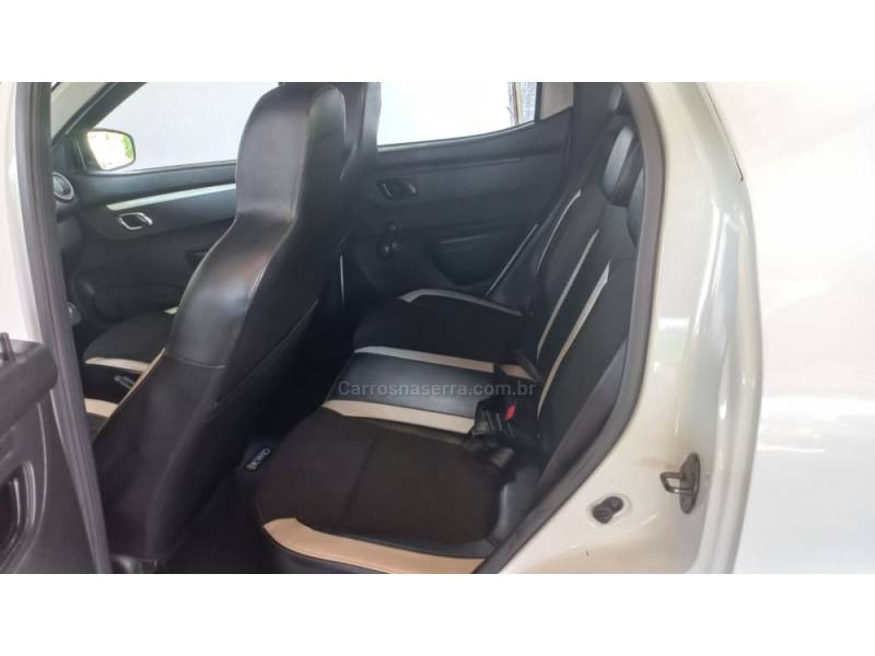 RENAULT - KWID - 2018/2018 - Branca - R$ 39.500,00