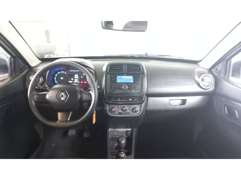 RENAULT - KWID - 2023/2024 - Branca - R$ 59.800,00