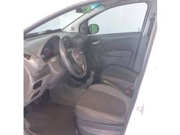 FIAT - PALIO - 2016/2016 - Branca - R$ 40.500,00
