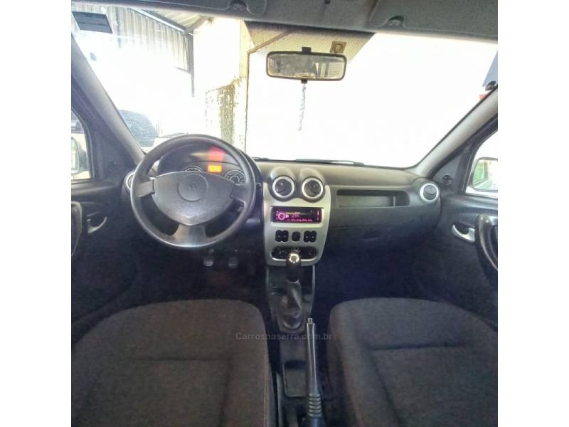 RENAULT - SANDERO - 2010/2010 - Prata - R$ 28.900,00